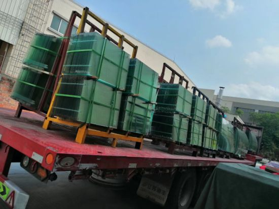 زجاج مصنّف للحريق بالمعيار البريطاني بسعر رخيص