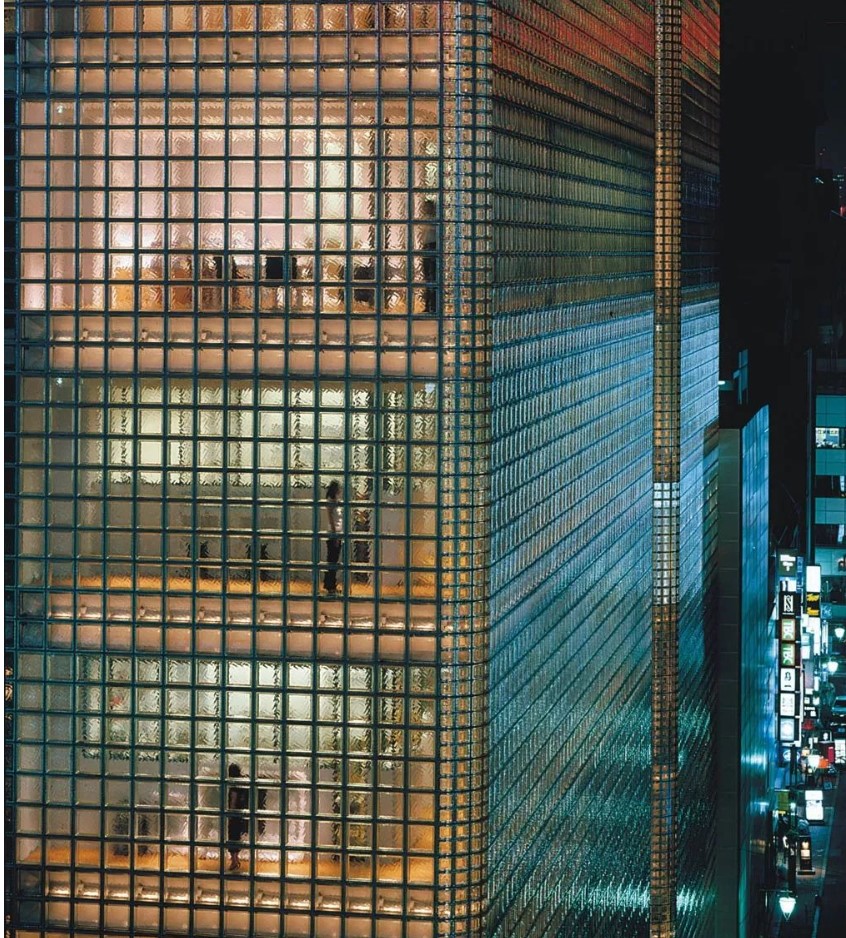 كتلة زجاج مجوفة