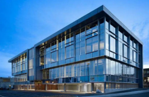 جدار الستار الزجاجي