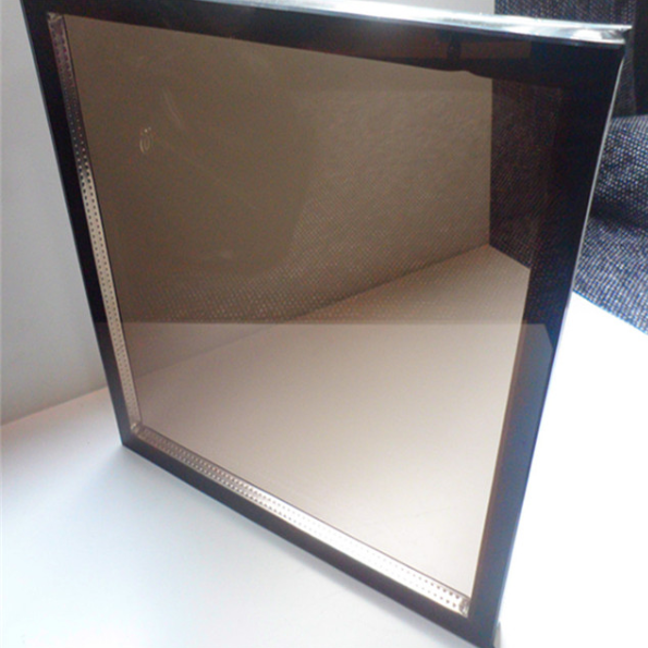 معزول النار منخفضة النار الزجاج