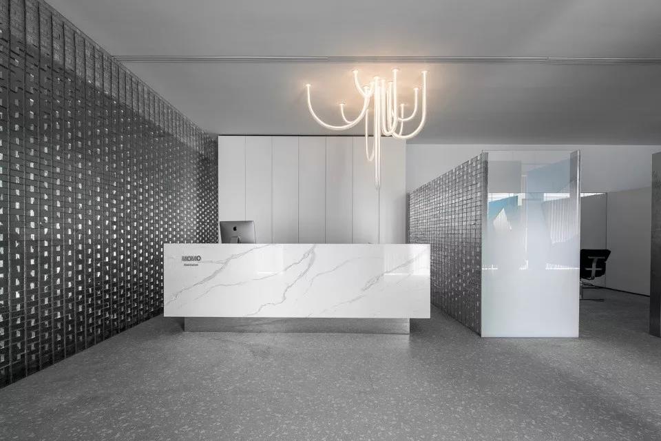 الطوب الزجاجي