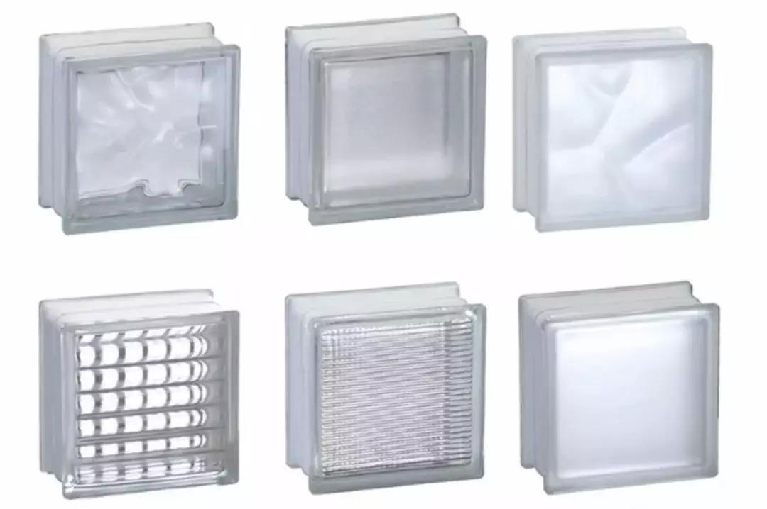 الطوب الزجاجي